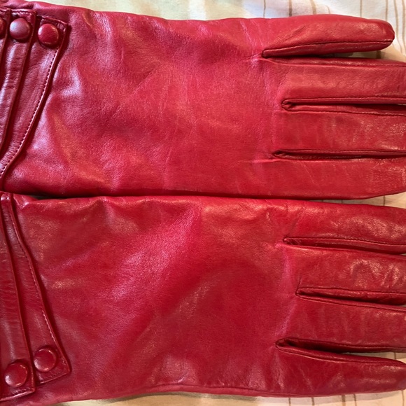 Burgundy women’s leather gloves - Picture 8 of 9